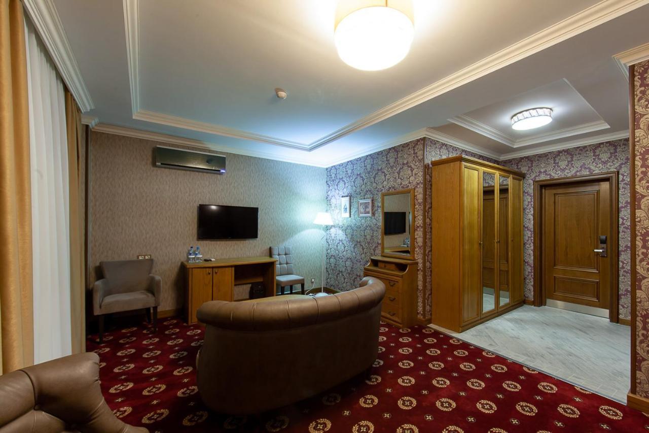 Sacvoyage Hotel Алматы Экстерьер фото