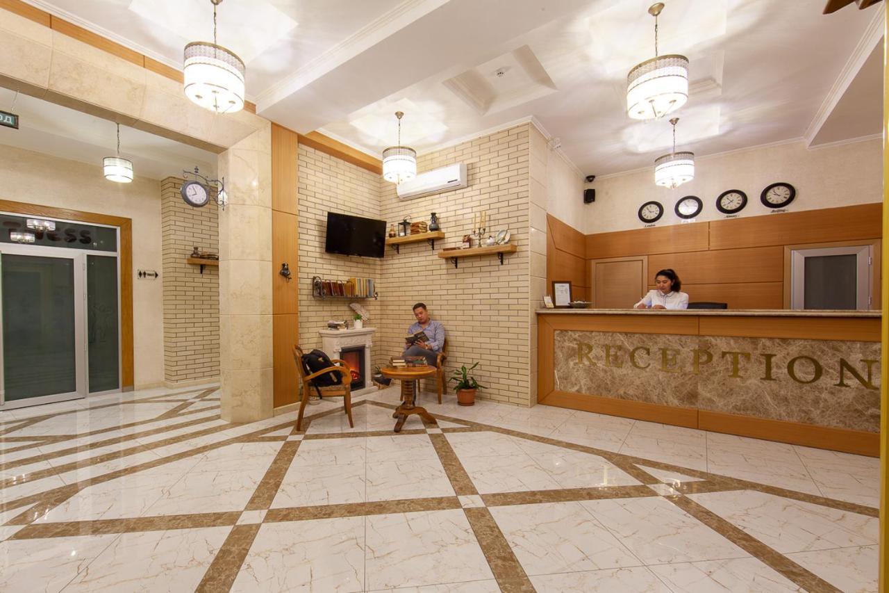 Sacvoyage Hotel Алматы Экстерьер фото