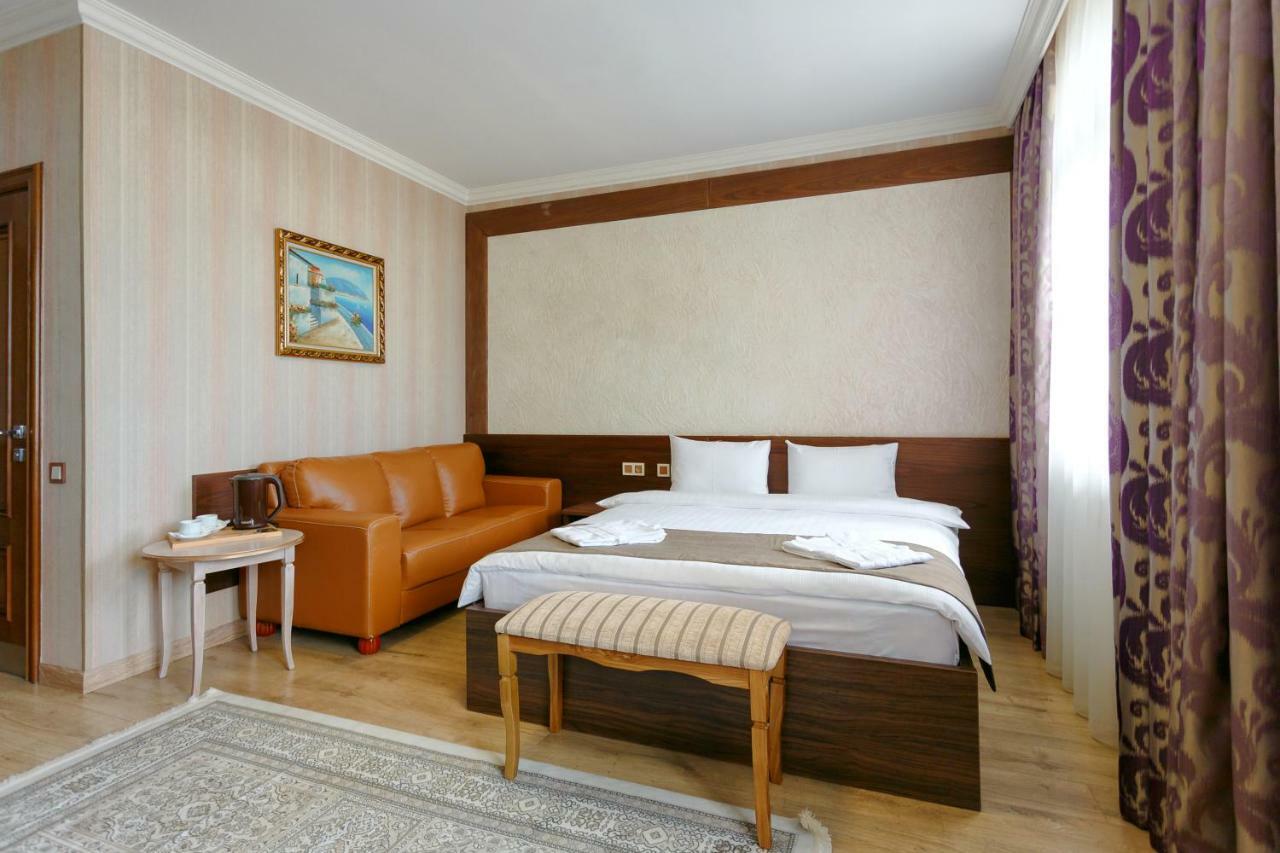 Sacvoyage Hotel Алматы Экстерьер фото