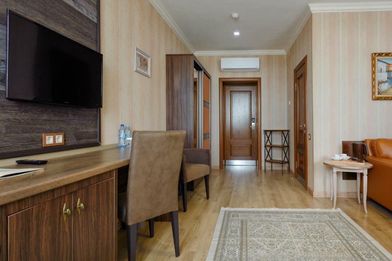 Sacvoyage Hotel Алматы Экстерьер фото