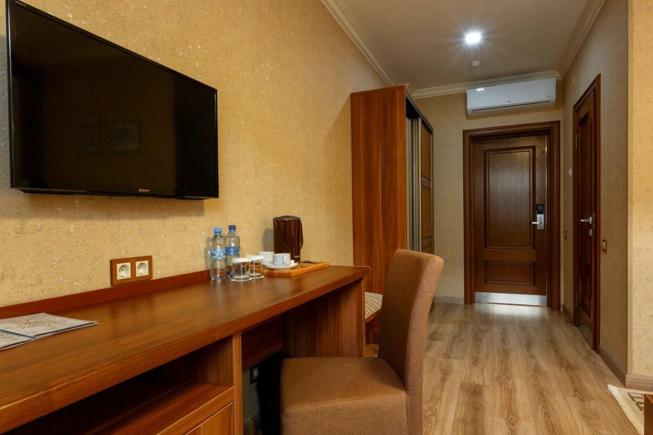 Sacvoyage Hotel Алматы Экстерьер фото